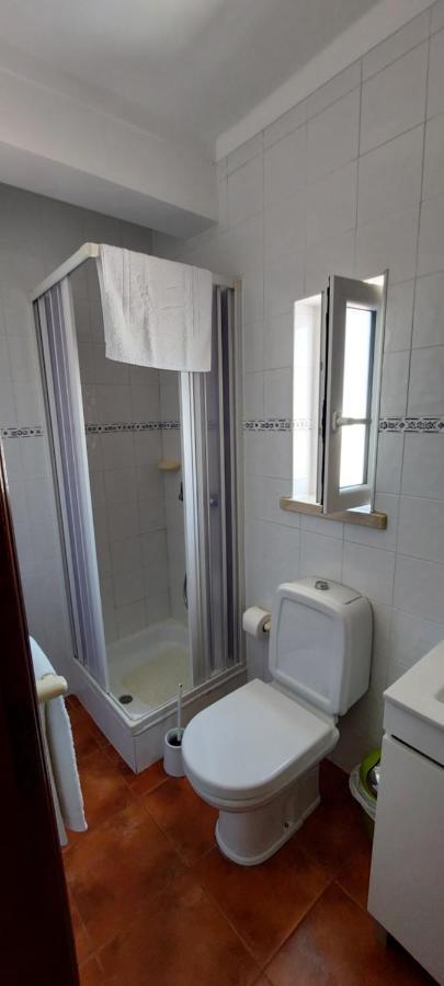 Pequena Baleia Bed and Breakfast Ferrel  Buitenkant foto