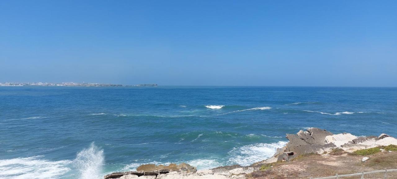 Pequena Baleia Bed and Breakfast Ferrel  Buitenkant foto
