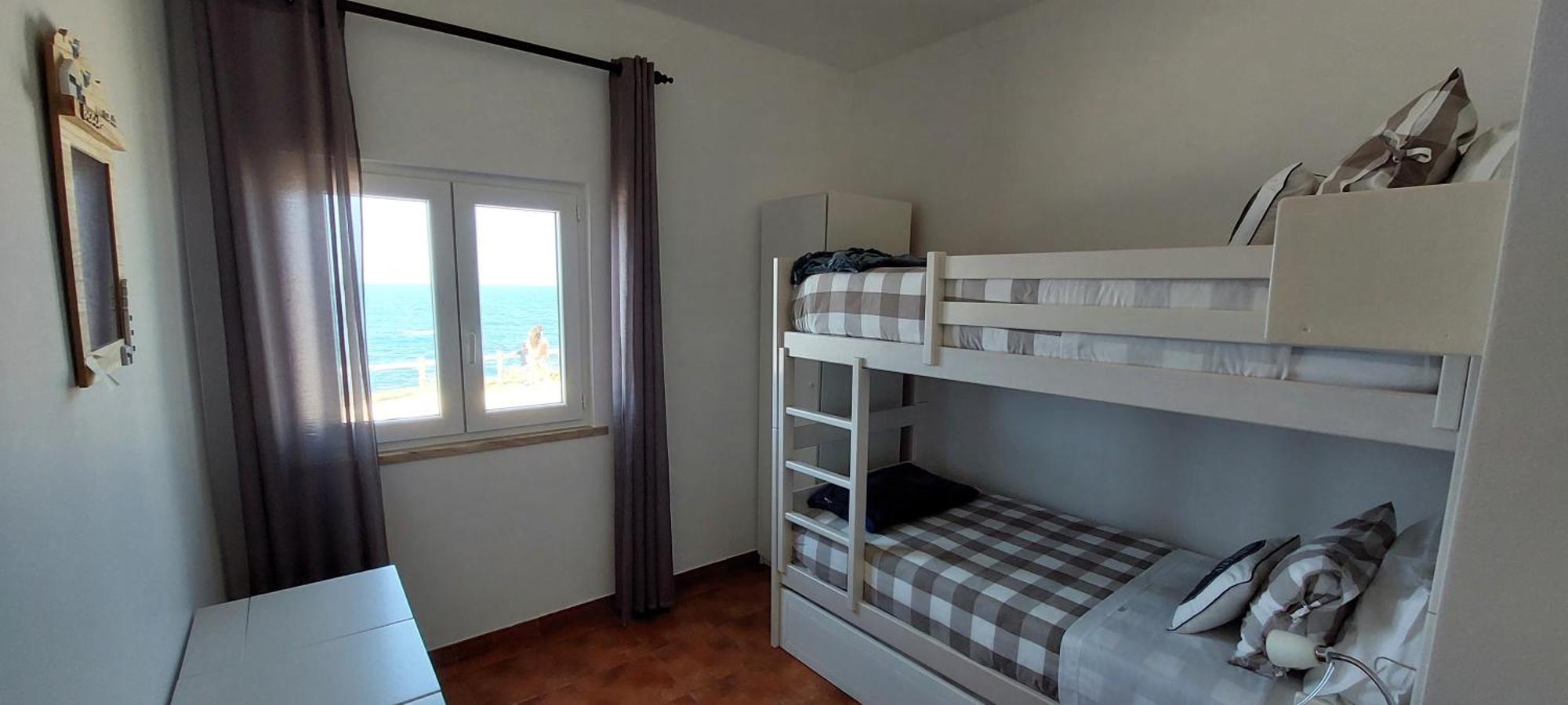 Pequena Baleia Bed and Breakfast Ferrel  Buitenkant foto
